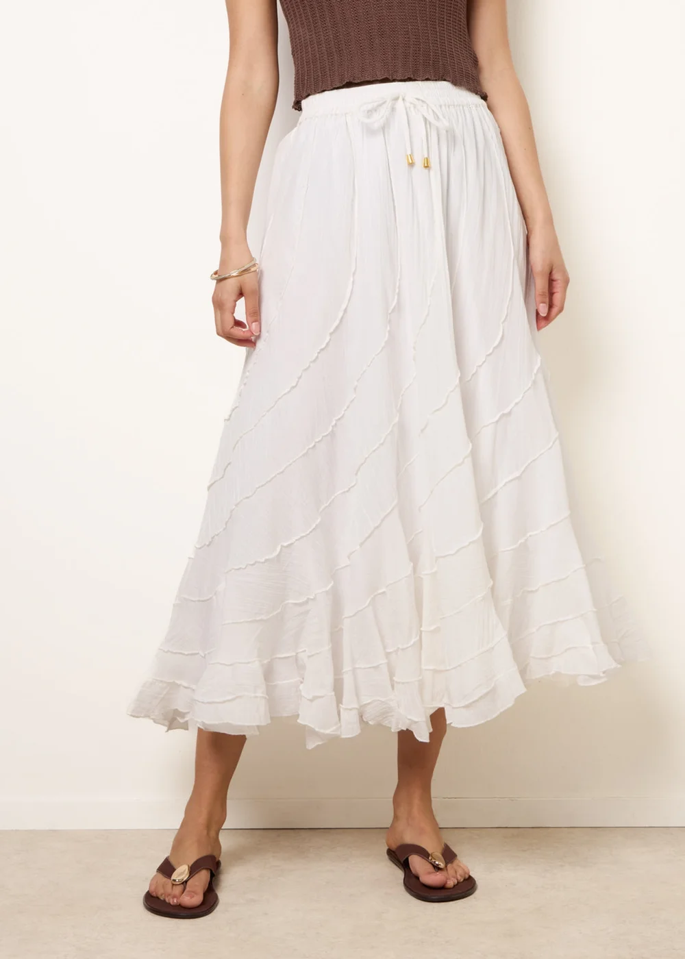 Blue Vanilla Ivory Panelled Overlocked Frill Maxi Skirt - M/L Image 2