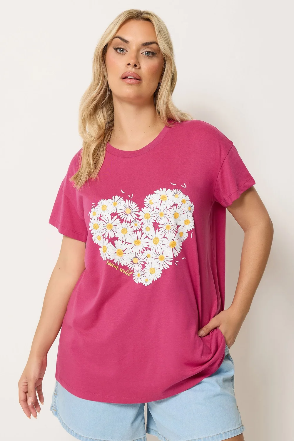 Yours Curve Dark Pink Daisy Heart Print T-Shirt - 34-36 Image 1
