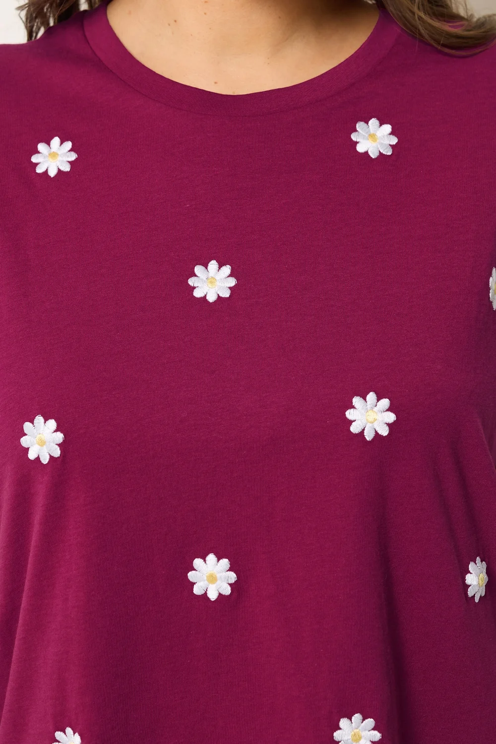 Yours Curve Pink Embroidered Daisy T-Shirt - 18 Image 4