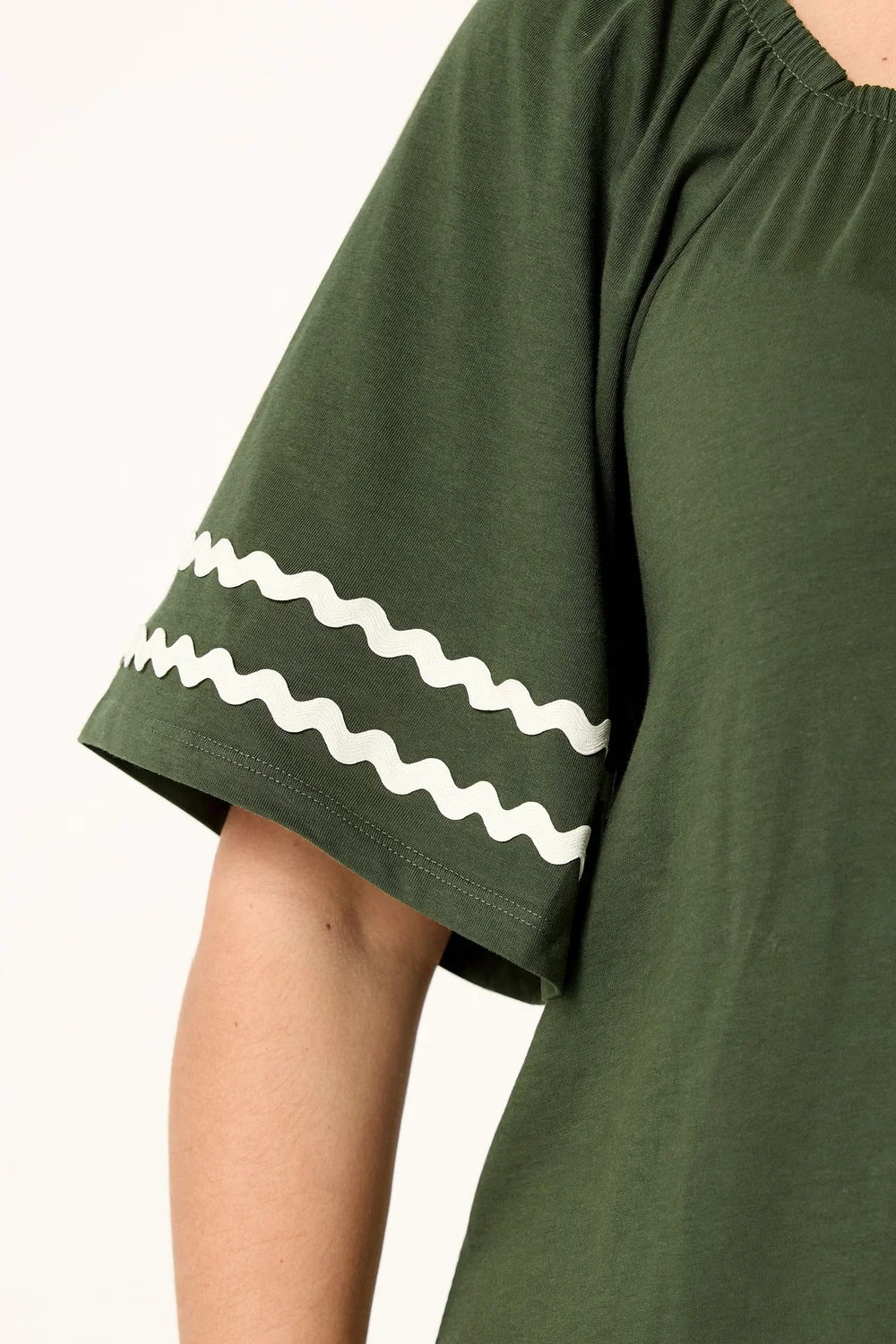 Yours Curve Khaki Green Swing Blouse - 14 Image 4