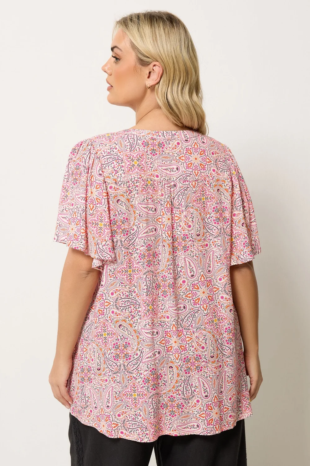 Yours Curve Pink Paisley Print Pintuck Blouse - 26-28 Image 3