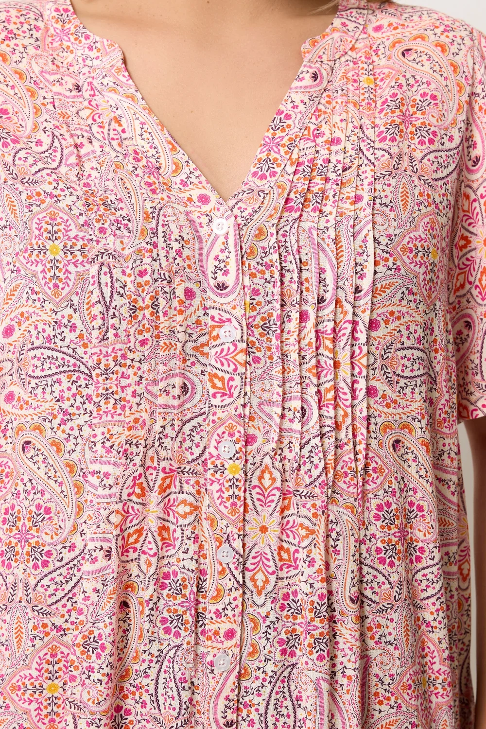 Yours Curve Pink Paisley Print Pintuck Blouse - 26-28 Image 4
