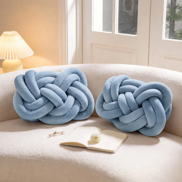 Lifeideas 2 Pcs Knot Cushions