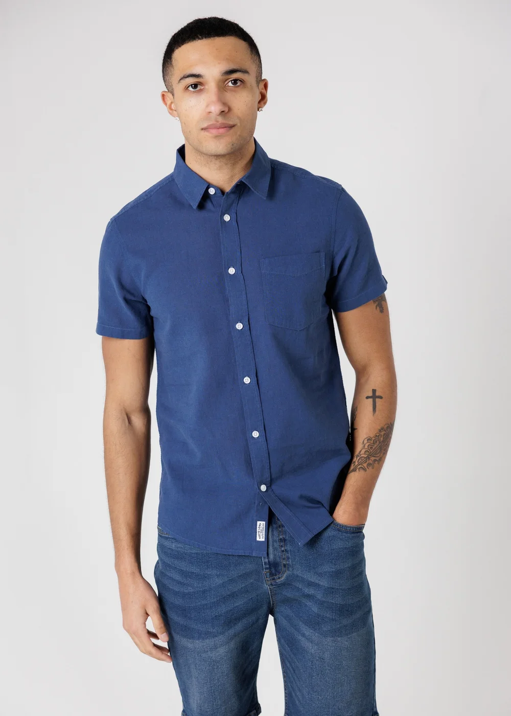 Tokyo Laundry Dark Blue Linen Blend Short Sleeve Button-Up Shirt With Chest Pocket - S Image 1
