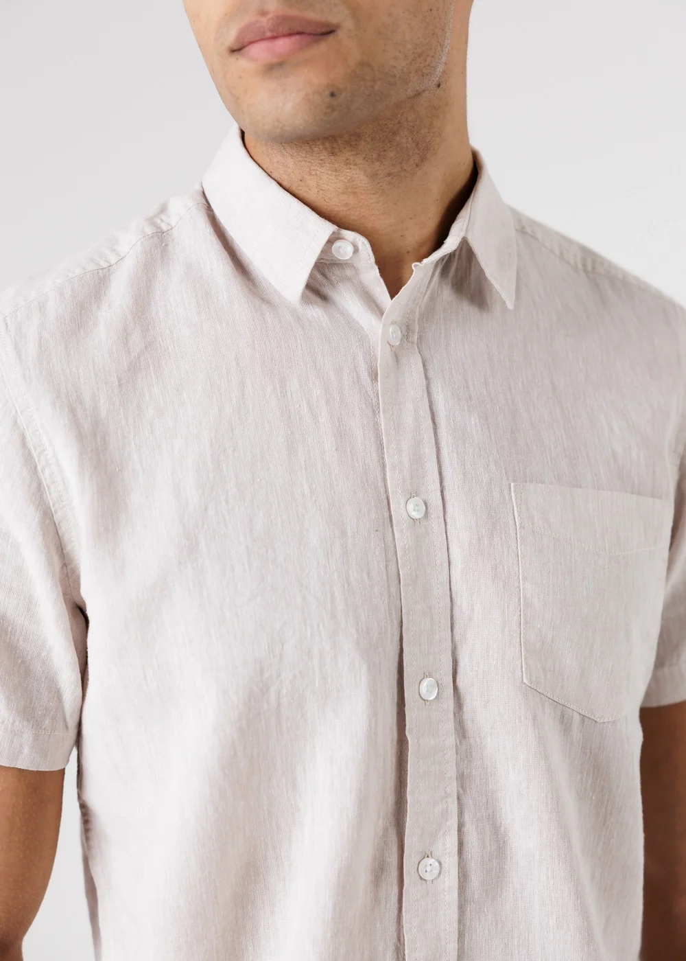 Tokyo Laundry Natural Linen Blend Short Sleeve Button-Up Shirt With Chest Pocket - XL Image 4