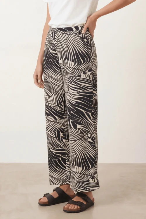 Style Cheat Black Mono Print High-Rise Wide-Leg Trouser - 16 Image 2