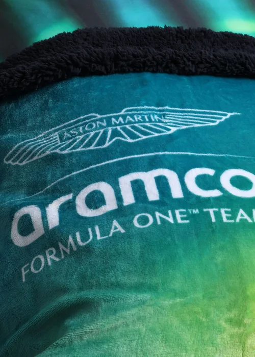 Aston Martin F1 Green Sherpa Backed Fleece Blanket - 120 X 150 Image 5