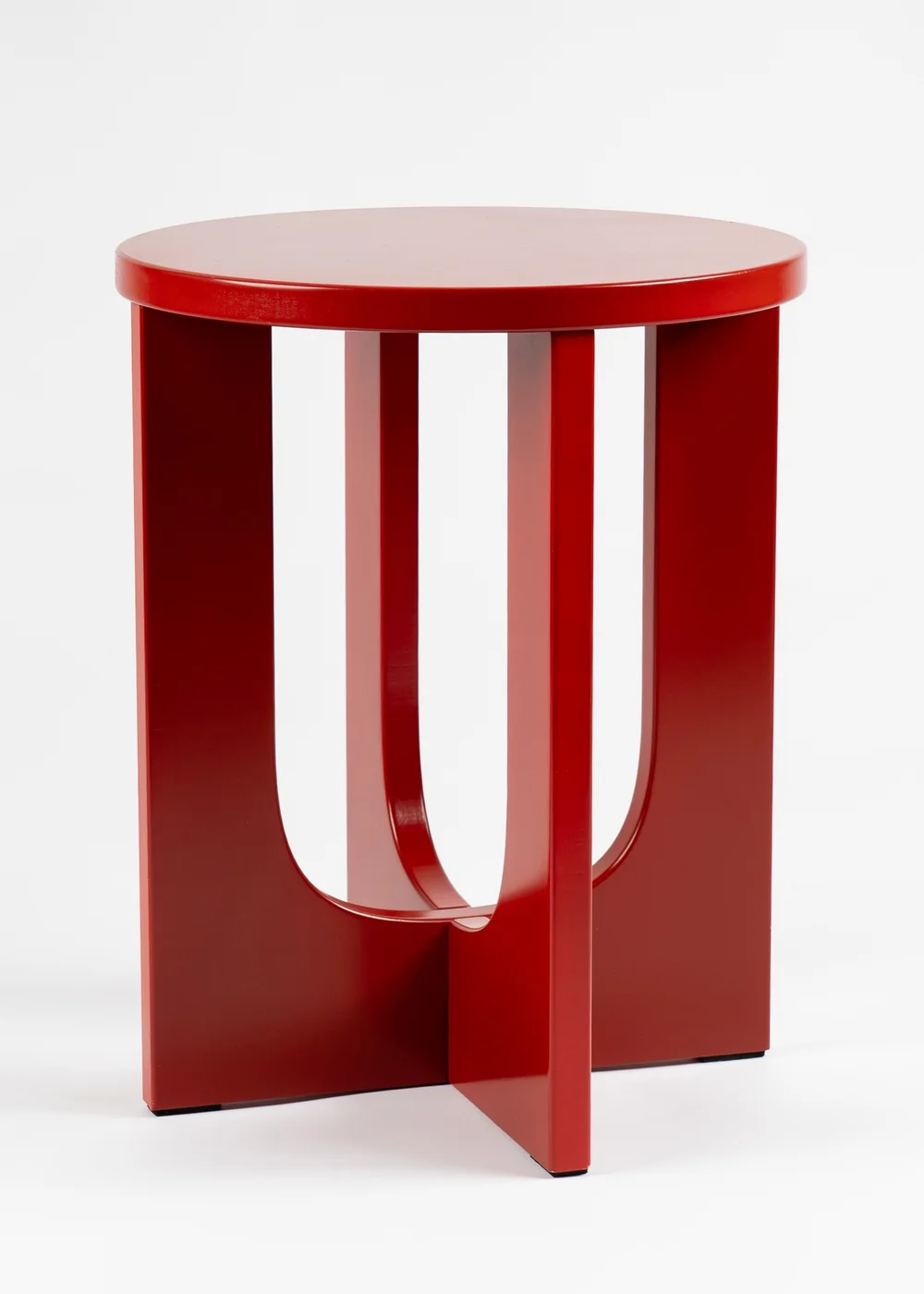 Scottish Everlastings Red Round Side Table - One Size Image 2