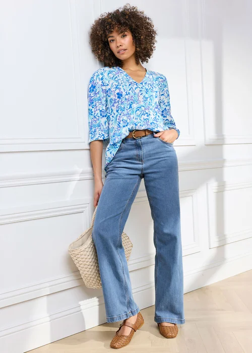 Cotton Traders French Blue 3/4 Sleeve V-Neck Printed Crinkle Top - 22 Image 1