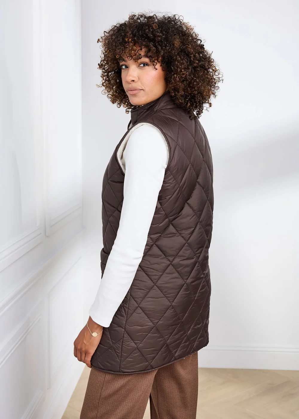 Cotton Traders Berry Quilted Gilet - 10 Image 3