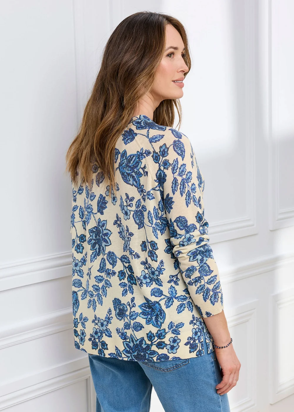 Cotton Traders Cornflower Blue Printed Fine Knit Jumper - 10-12 Image 3