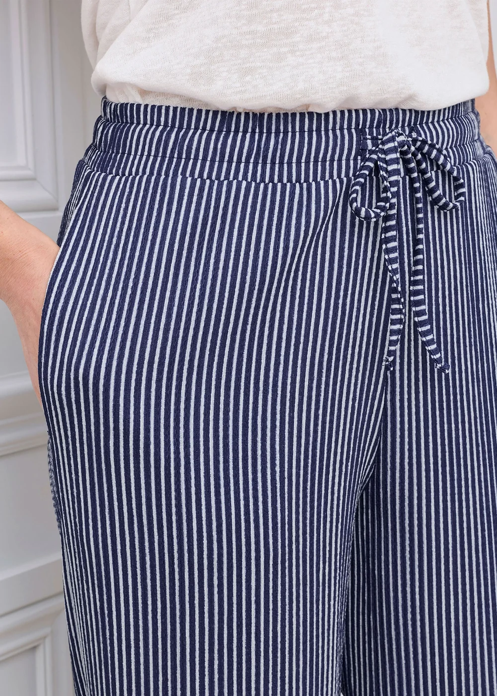Cotton Traders Marine Pull On Textured Jersey Trouser - 20/L29 Image 4