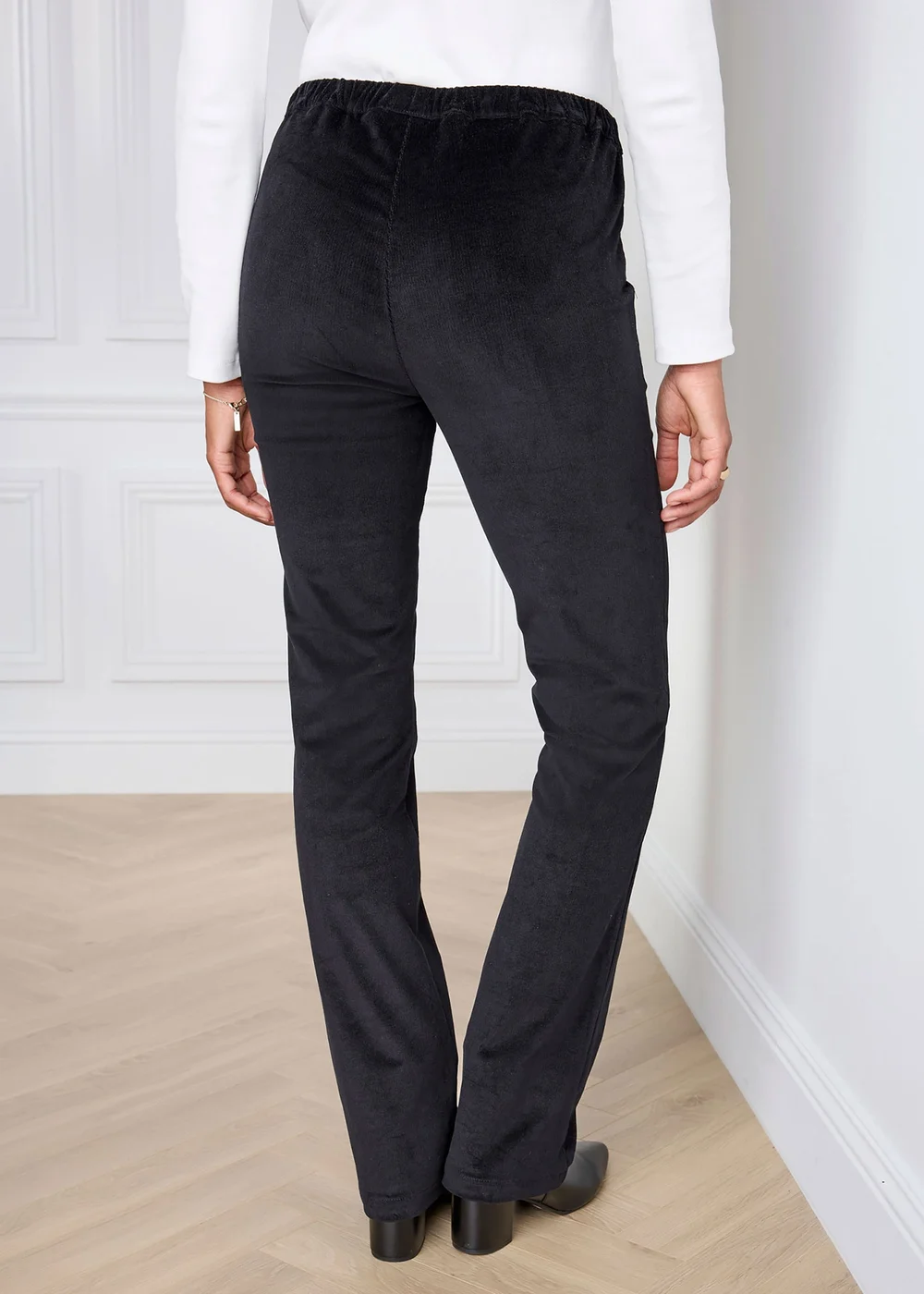 Cotton Traders Black Straight Leg Pull On Cord Trousers - 18/L29 Image 3