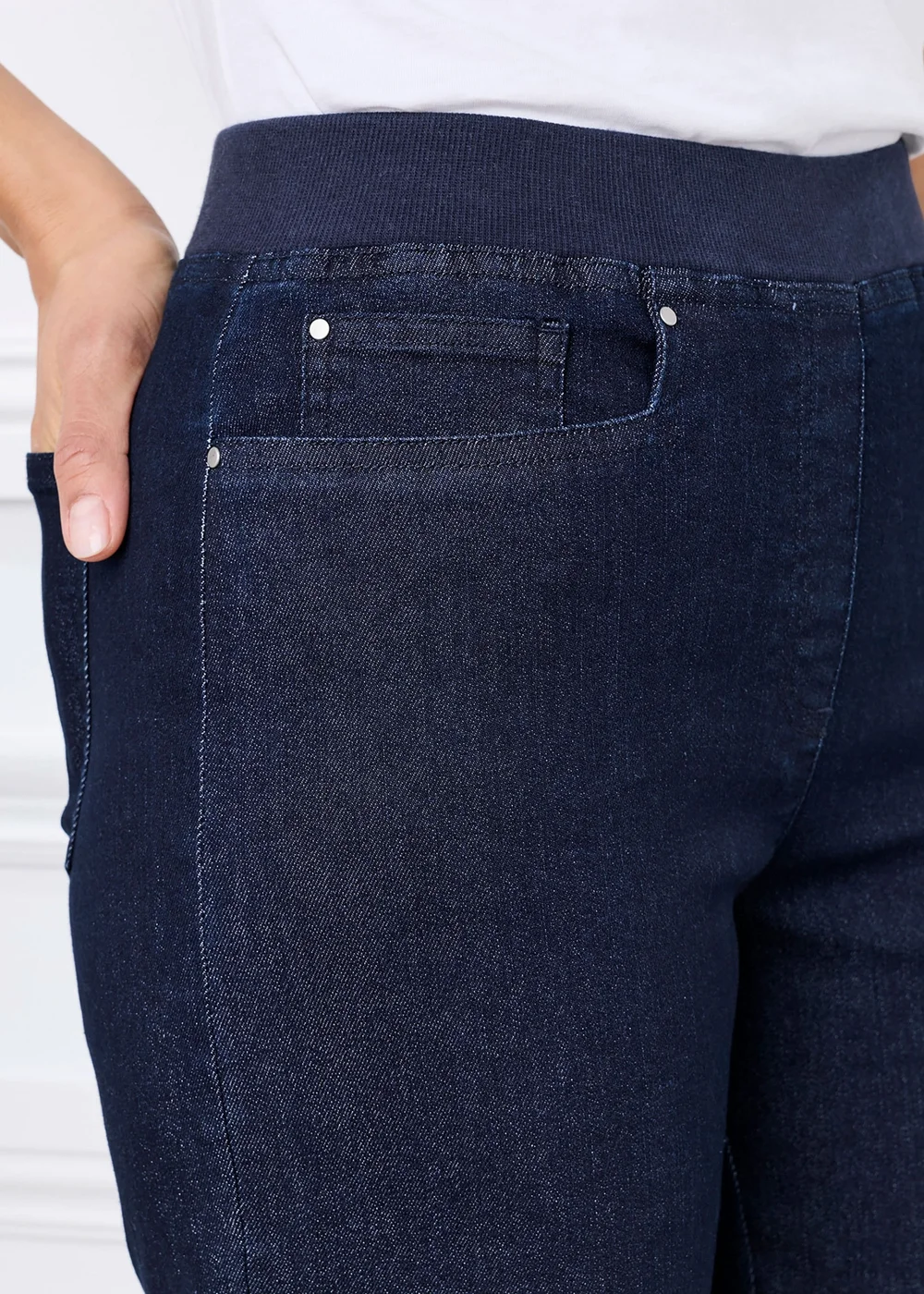 Cotton Traders Dark Denim Premium Pull On Wide Leg Jeans - 16/L27 Image 4