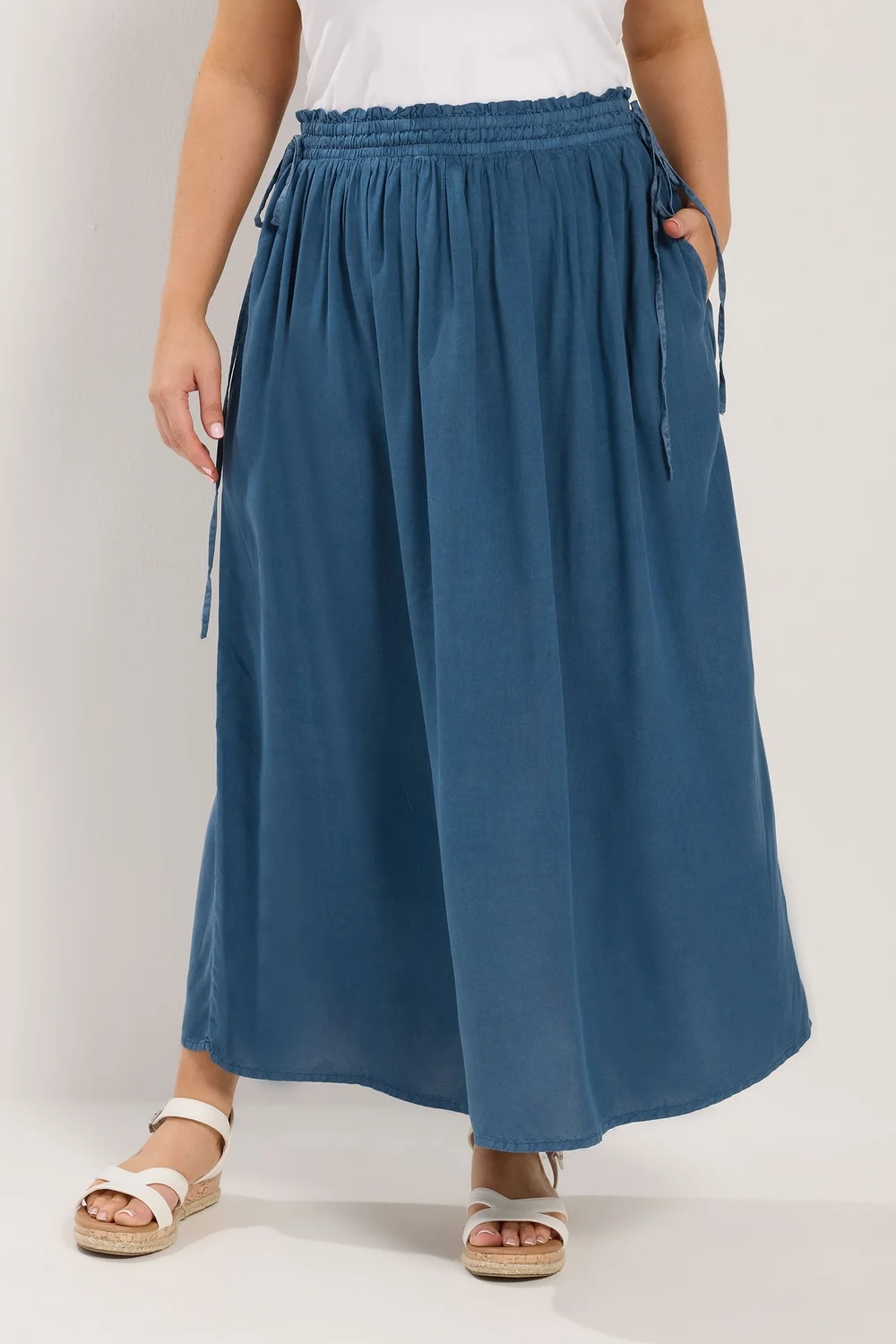 Yours Curve Blue Chambray Midi Skirt - 14 Image 1