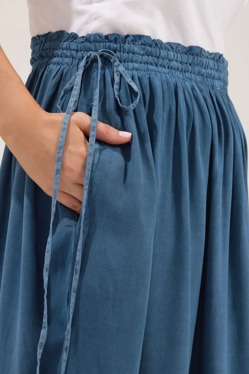 Yours Curve Blue Chambray Midi Skirt - 14 Image 4