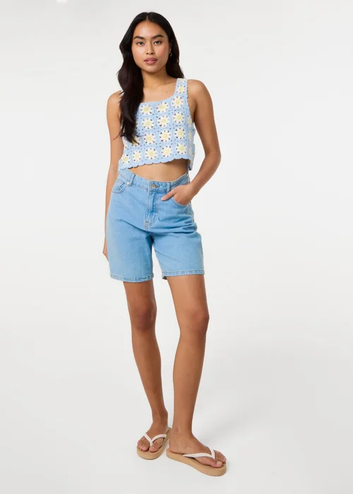 Pink Vanilla Blue Daisy Crochet Crop Top - S/M Image 2