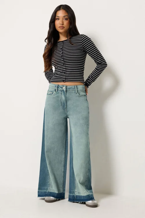PixieGirl Petite Mid Blue Frayed Wide Leg Jeans - 8/L27 Image 1