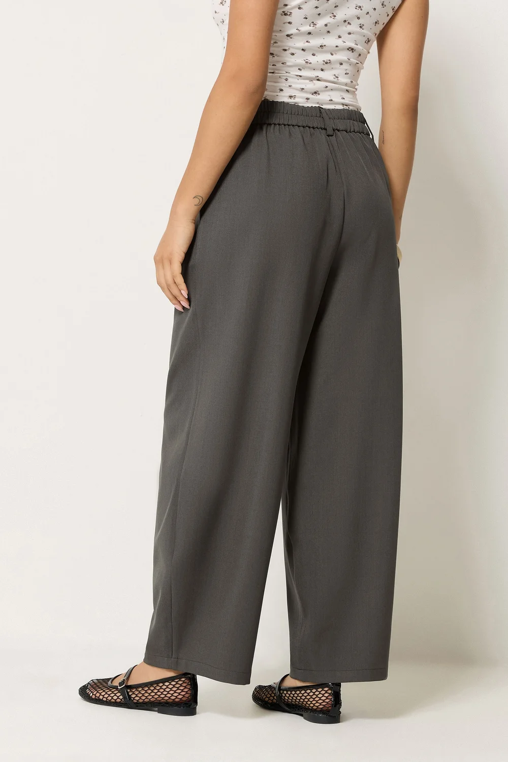 PixieGirl Petite Dark Grey Barrel Leg Trousers - 6/L27 Image 3