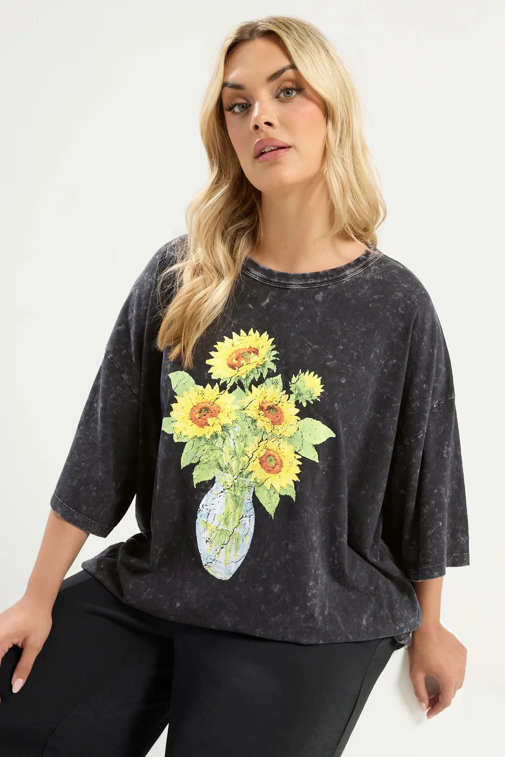 Yours Curve Grey Acid Wash Sunflower Graphic T-Shirt - 20 Image 1