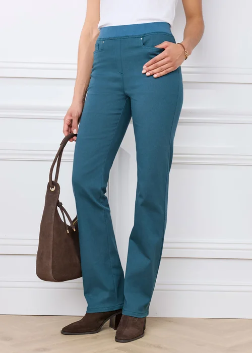 Cotton Traders Kingfisher Premium Pull-On Twill Straight Leg Jeans - L Image 1