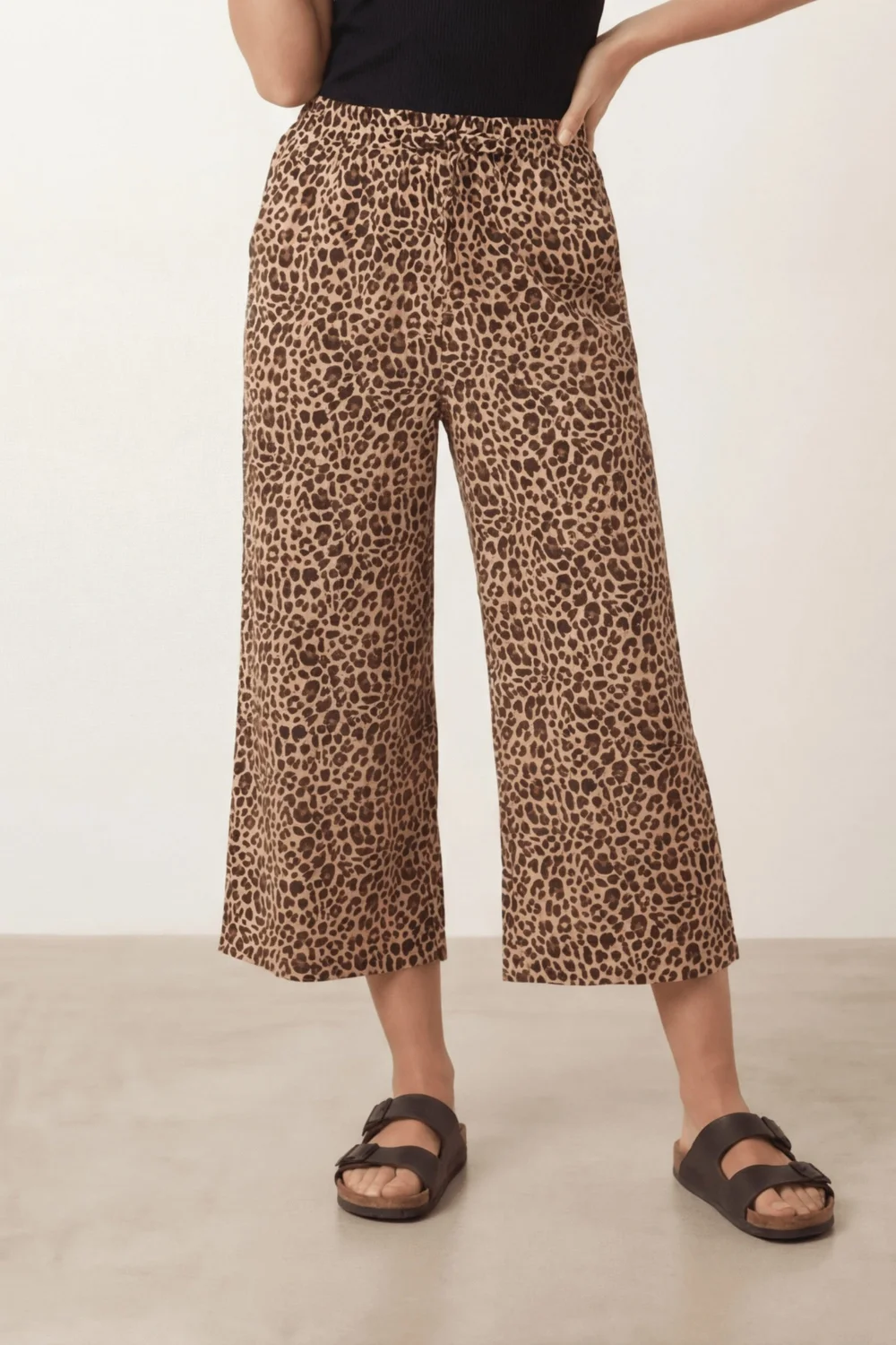Style Cheat Leopard Print High Rise Wide Leg Trousers - 10 Image 4