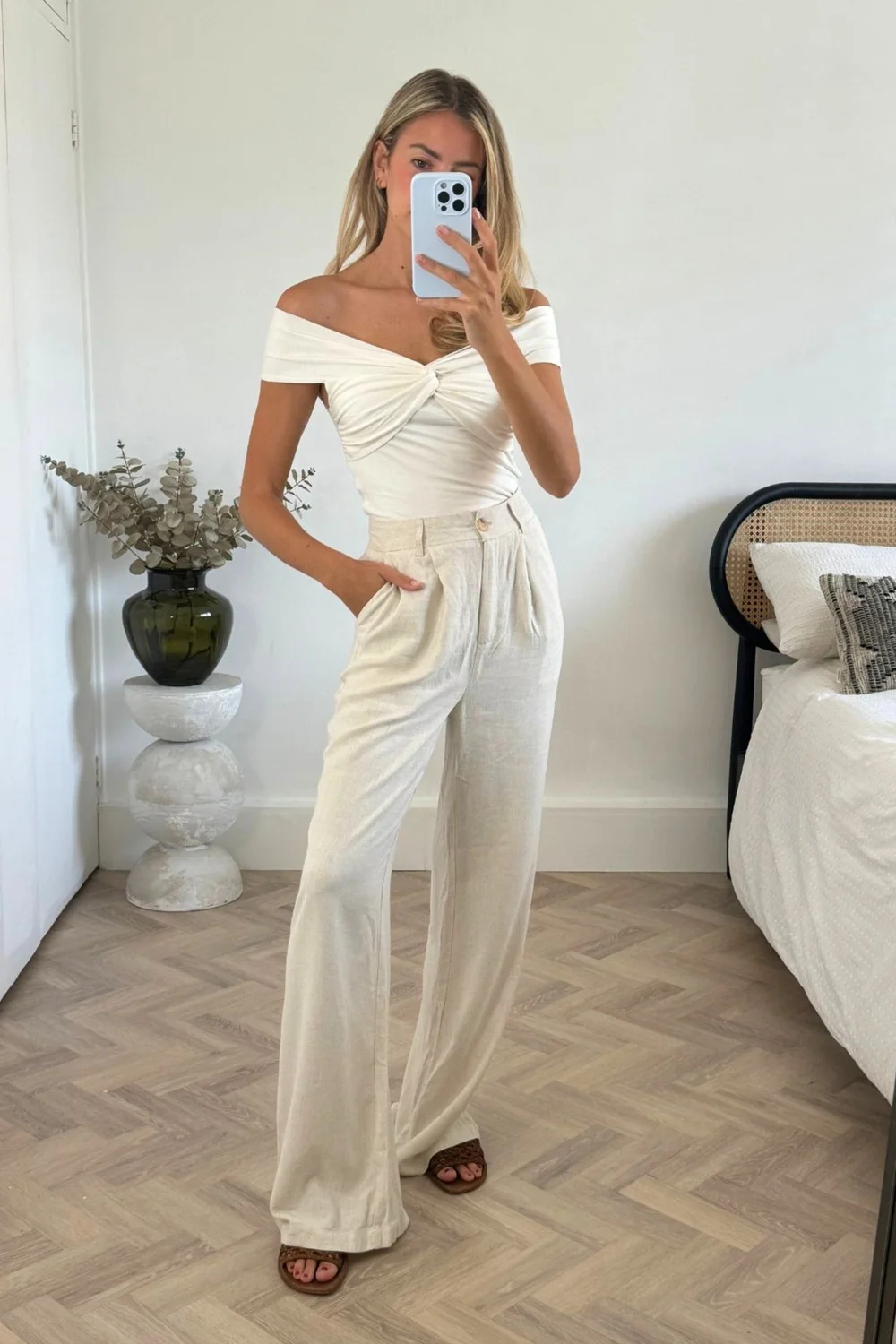 Style Cheat Claire Neutral Linen Straight Leg Trouser - 6 Image 3