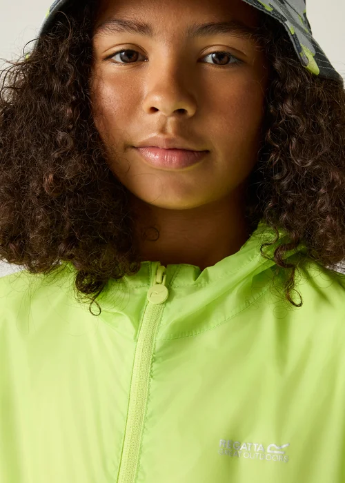 Regatta Green Waterproof Kids Pack It Jacket III (2-13 years) - 13 Yrs Image 5