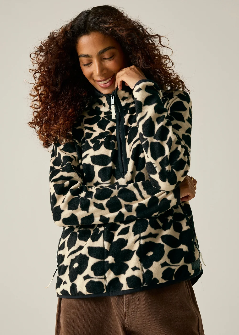 Regatta Black/Off White Frankie Half Zip Warm Fleece - 18 Image 5