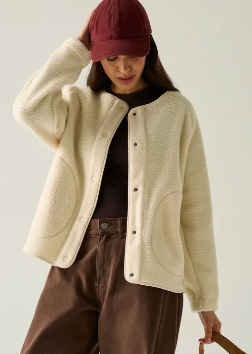 Regatta Cream Lea Lightweight Fleece - 12 Image 1