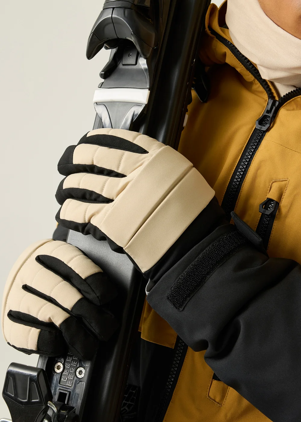 Dare 2B Black/Off White Freeride II Waterproof Gloves - 2XL Image 2