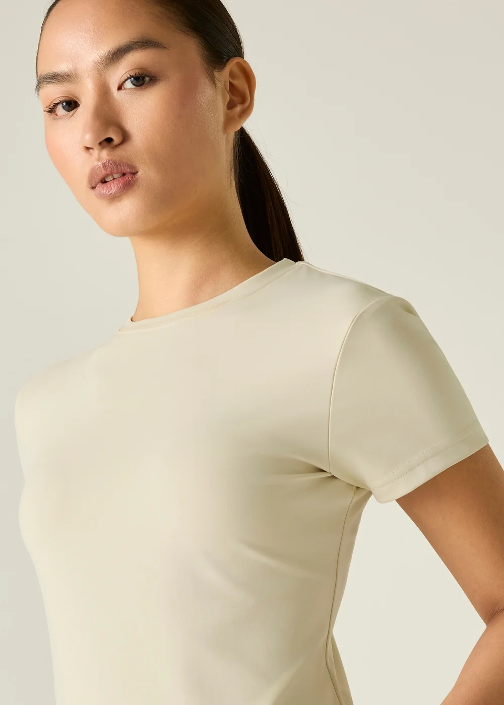 Dare 2B Beige Refresh Odour Control T-Shirt - 18 Image 5