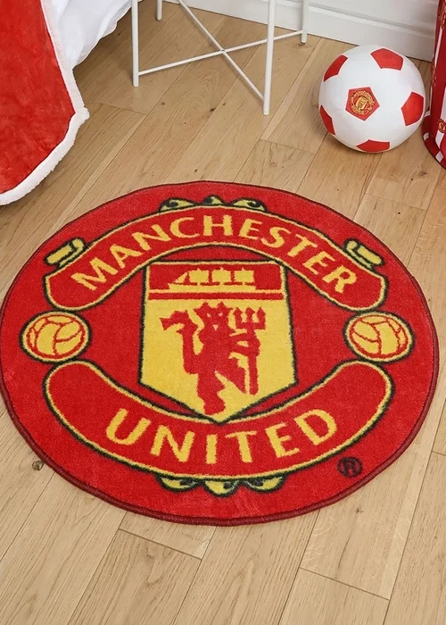 Manchester United Red Crest Rug - One Size Image 1