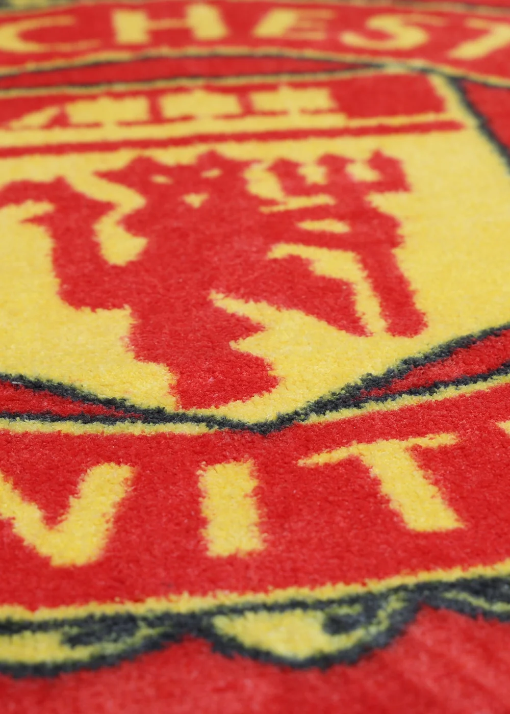 Manchester United Red Crest Rug - One Size Image 3