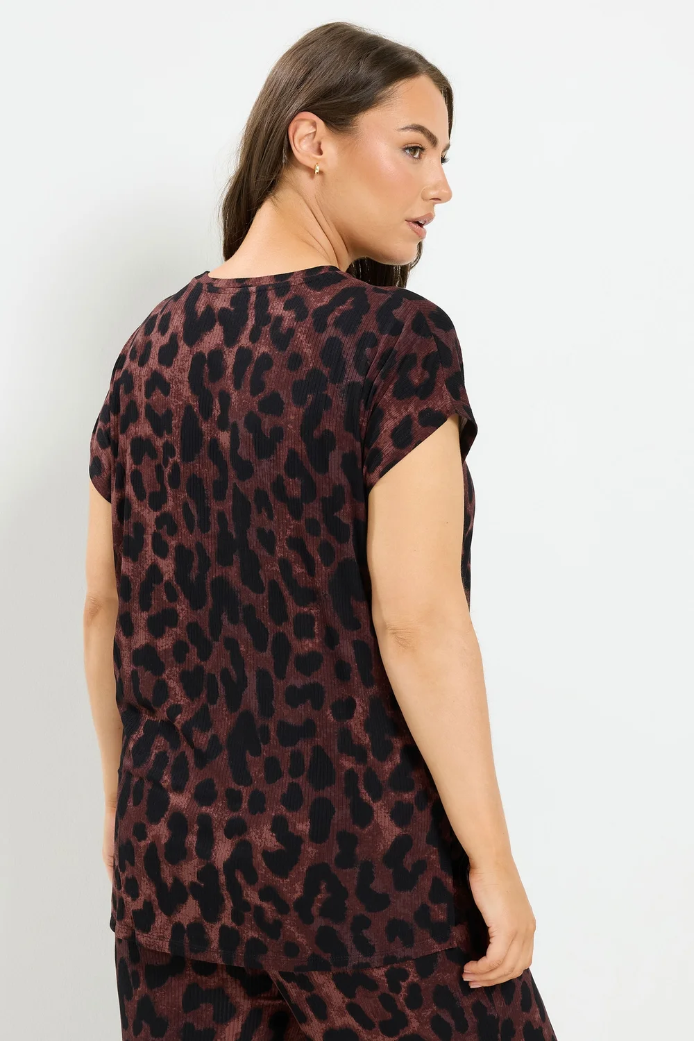 Yours Curve Brown Leopard T-Shirt - 20 Image 4