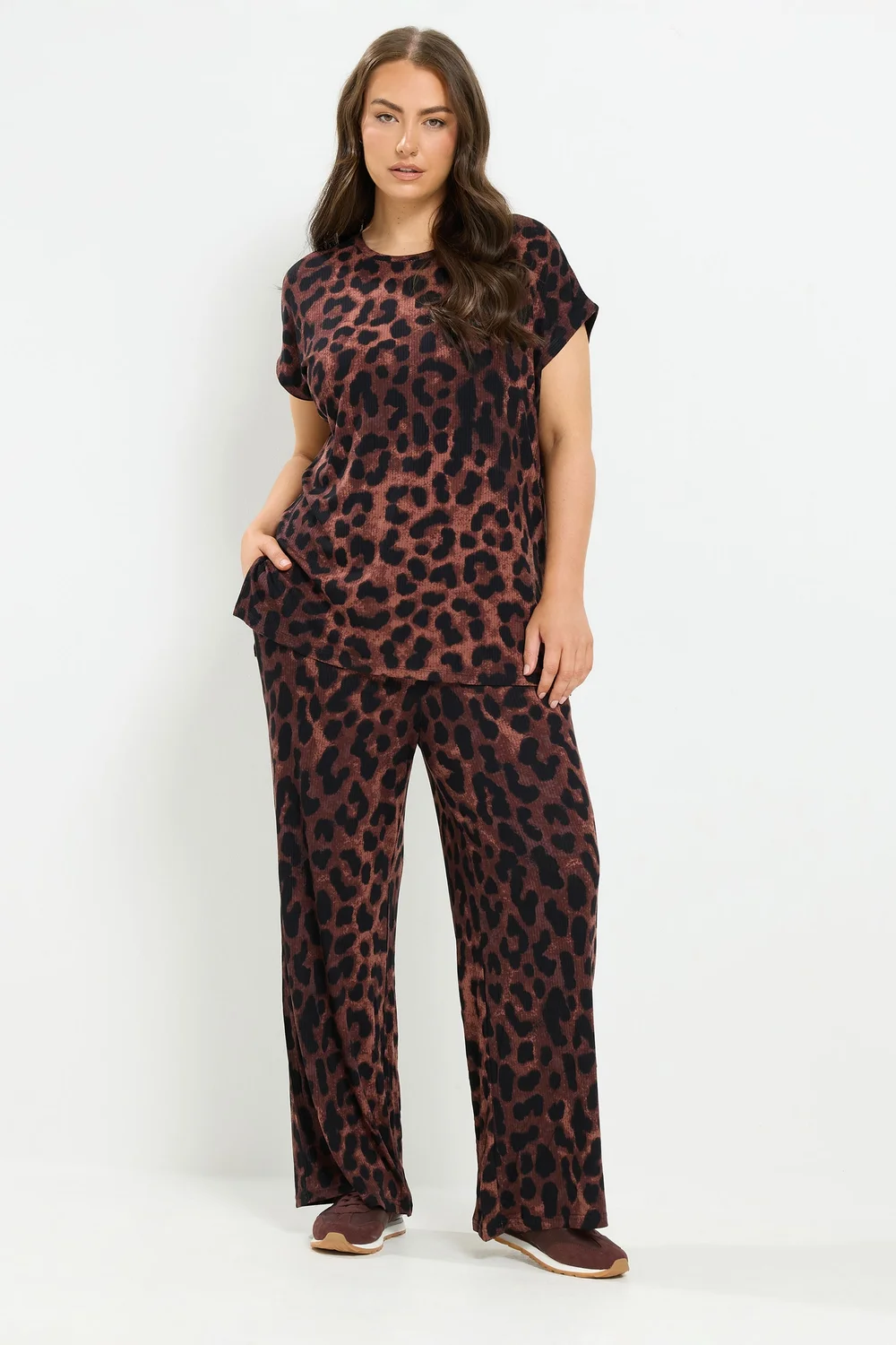 Yours Curve Brown Leopard T-Shirt - 20 Image 3