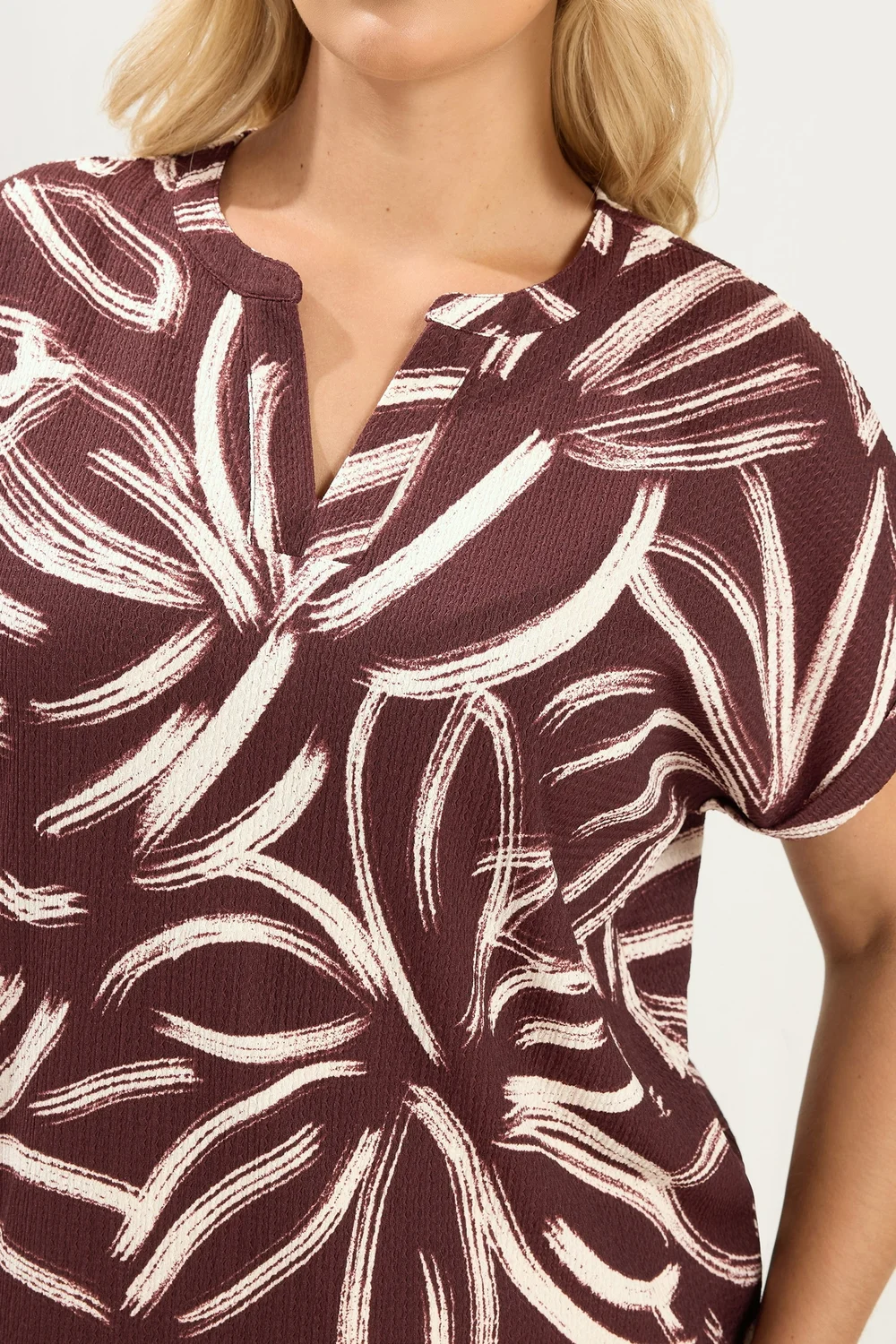 Yours Curve Chocolate Brown Abstract Print Blouse - 22-24 Image 5