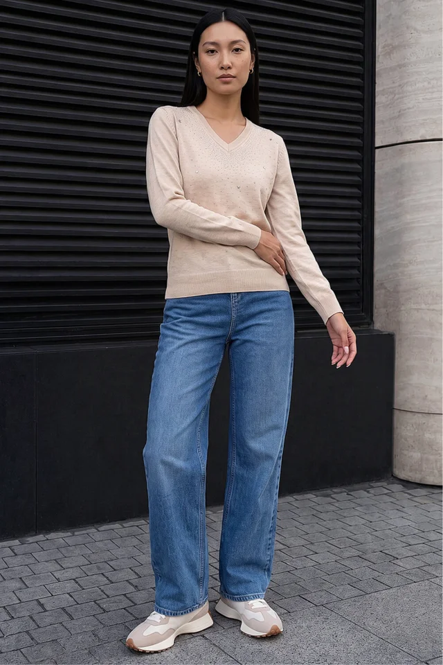 Roman Cream V-Neck Star Hotfix Jumper