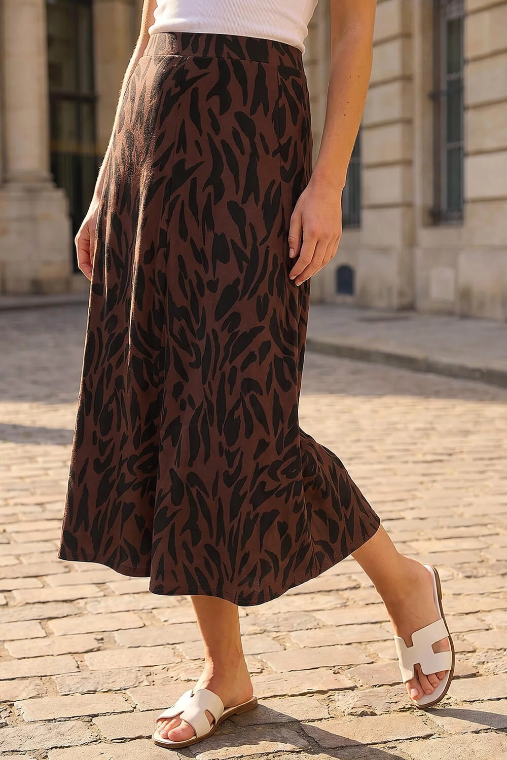 Roman Chocolate Swirl Animal Print Skirt - 16 Image 1