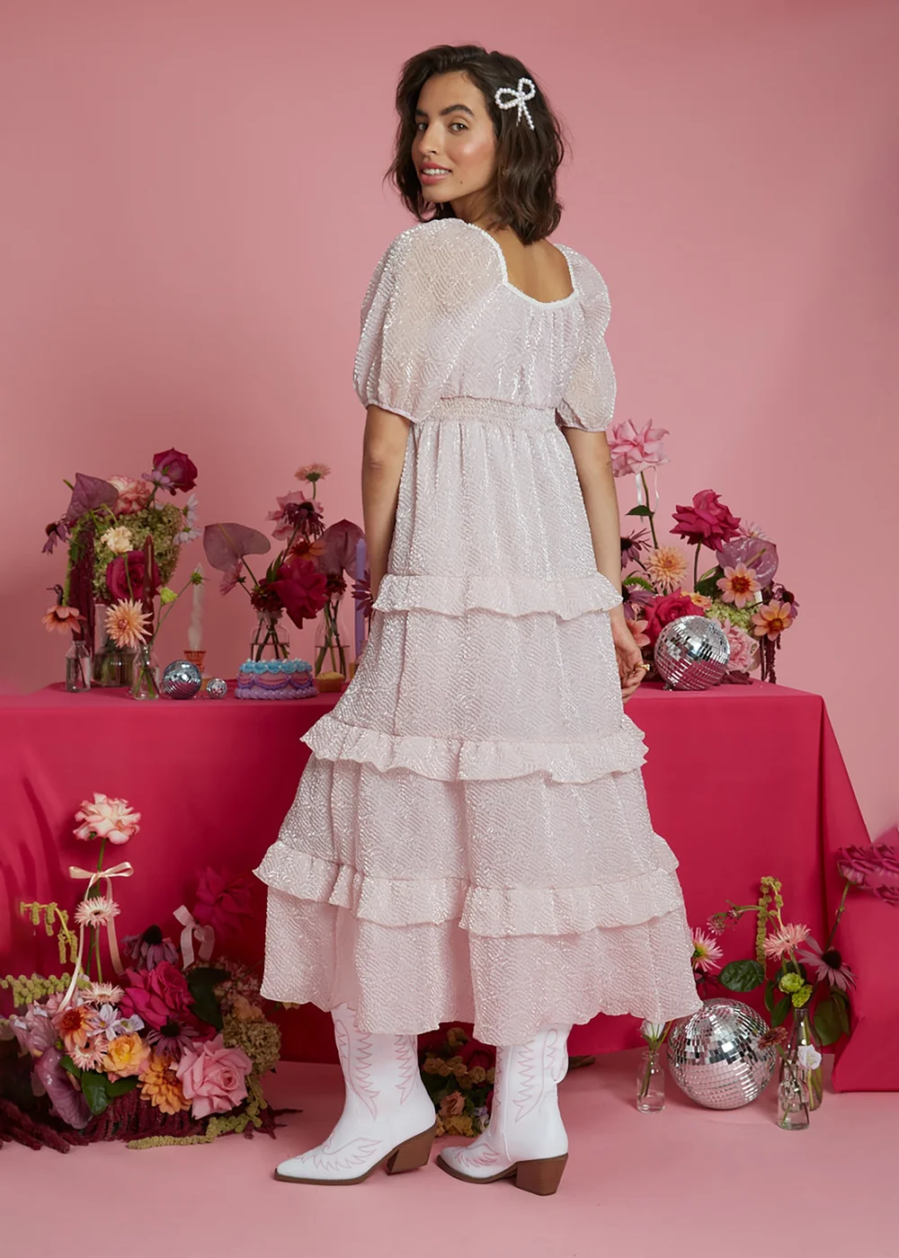 Neon Rose Soft Pink Corsage Detail Tiered Silhouette Midaxi Dress - M Image 2