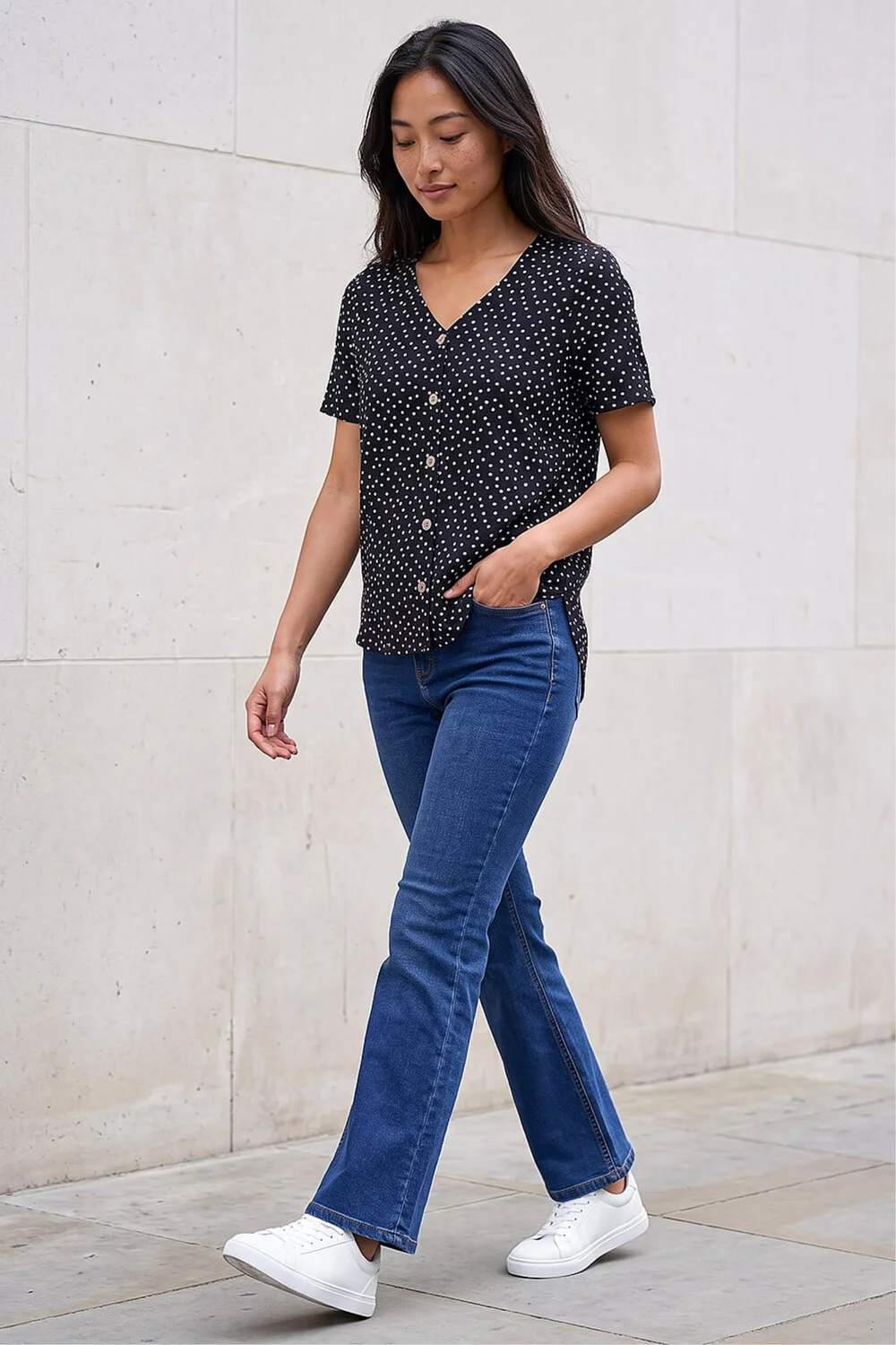 Roman Black Petite Spot V-Neck Blouse - 16 Image 2