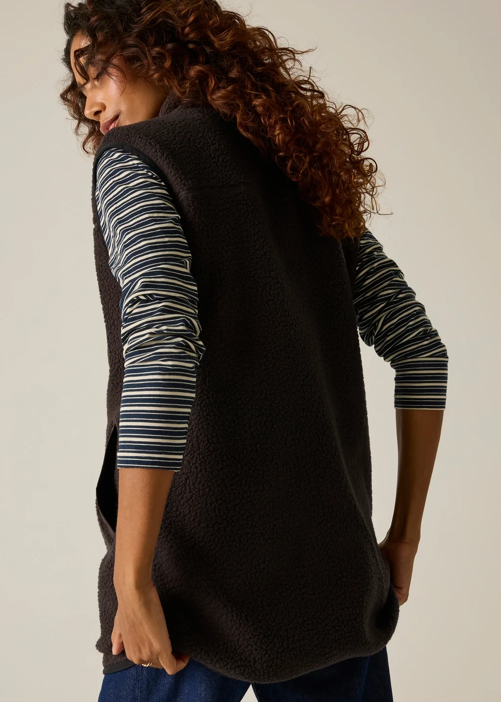 Regatta Chocolate Brown Frankie Borg Longline Soft Bodywarmer - 10 Image 3