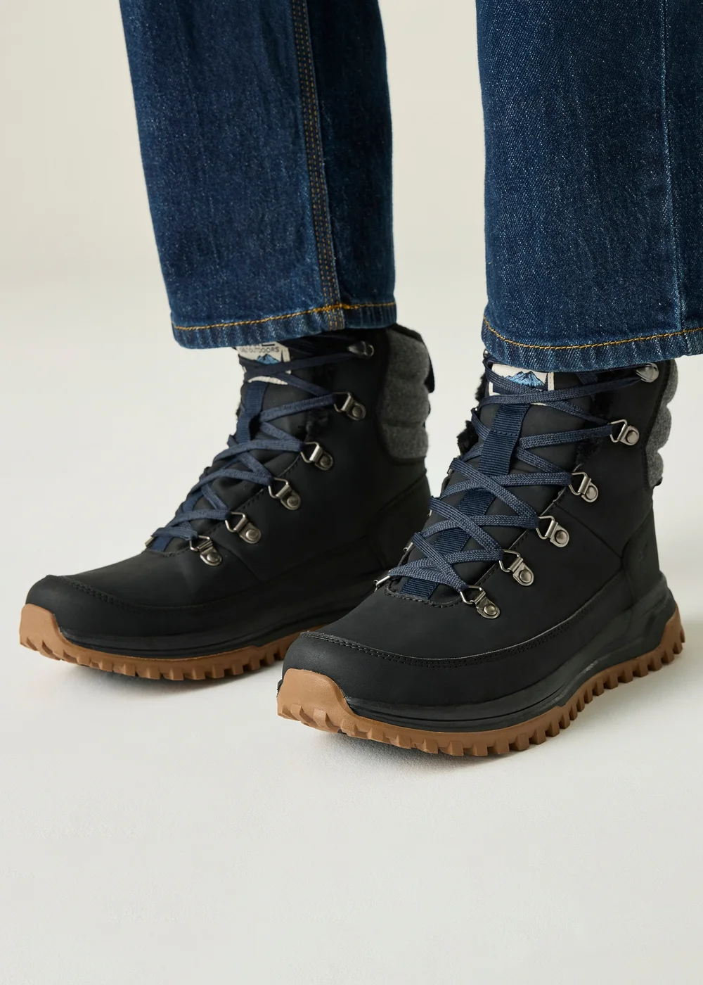 Regatta Black Winsfield Isotex Waterproof Boots - 9 Image 4