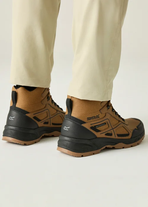 Regatta Brown Vendeavour Isotex Waterproof Boots - 8 Image 3