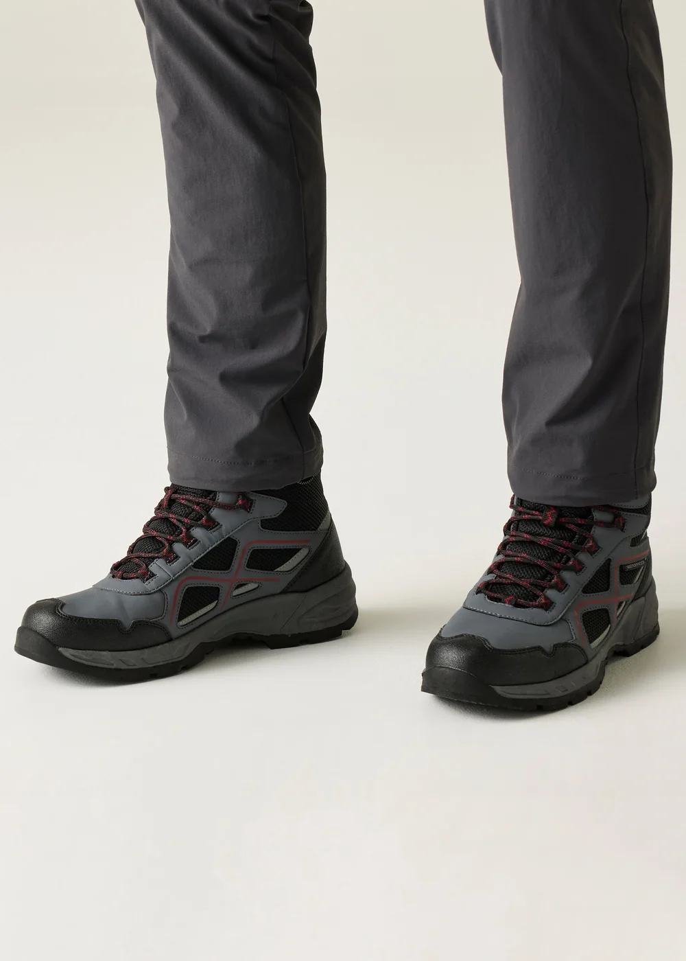 Regatta Grey/Black Vendeavour Isotex Waterproof Boots - 12 Image 1