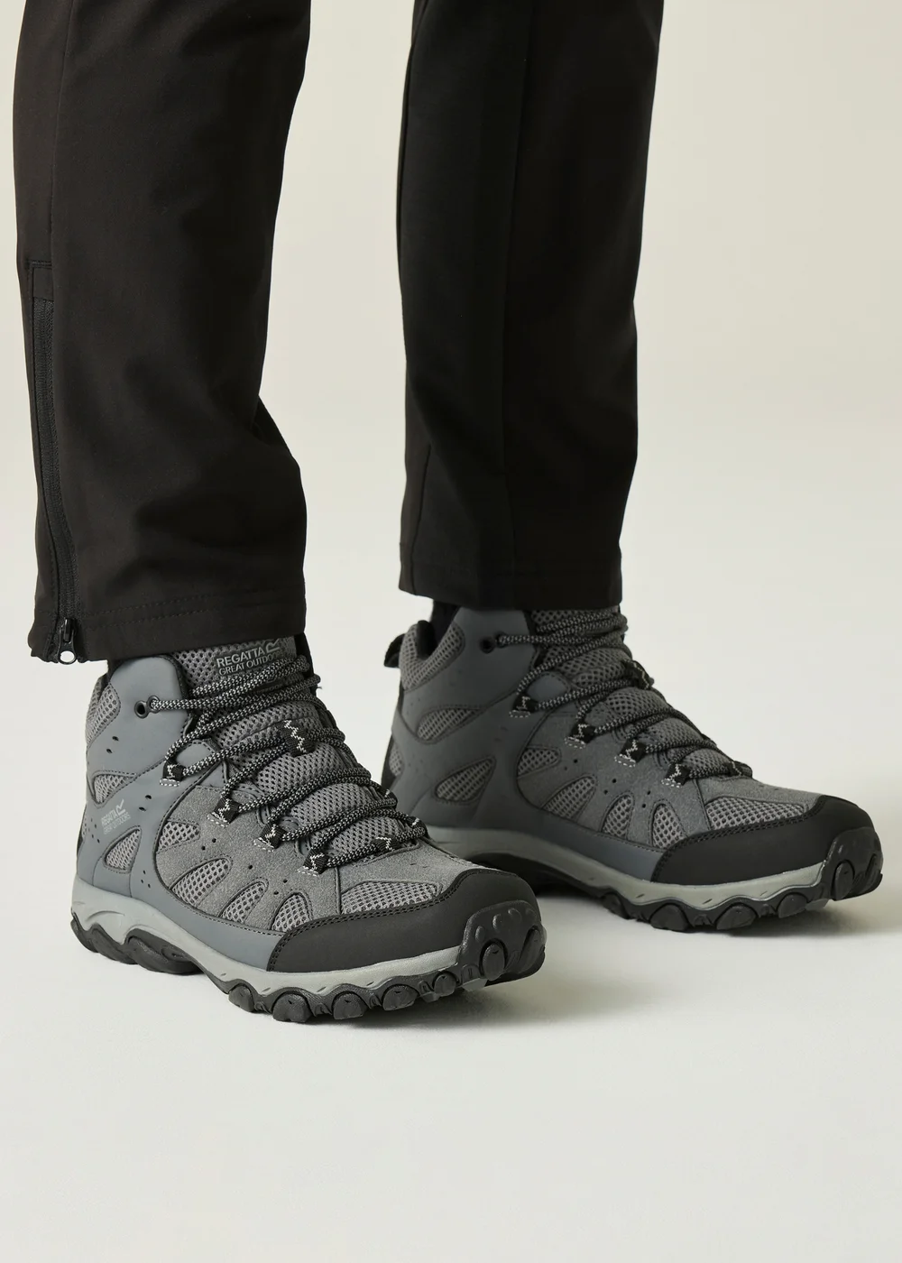 Regatta Grey Edgepoint IV Mid Waterproof Boots - 9 Image 1