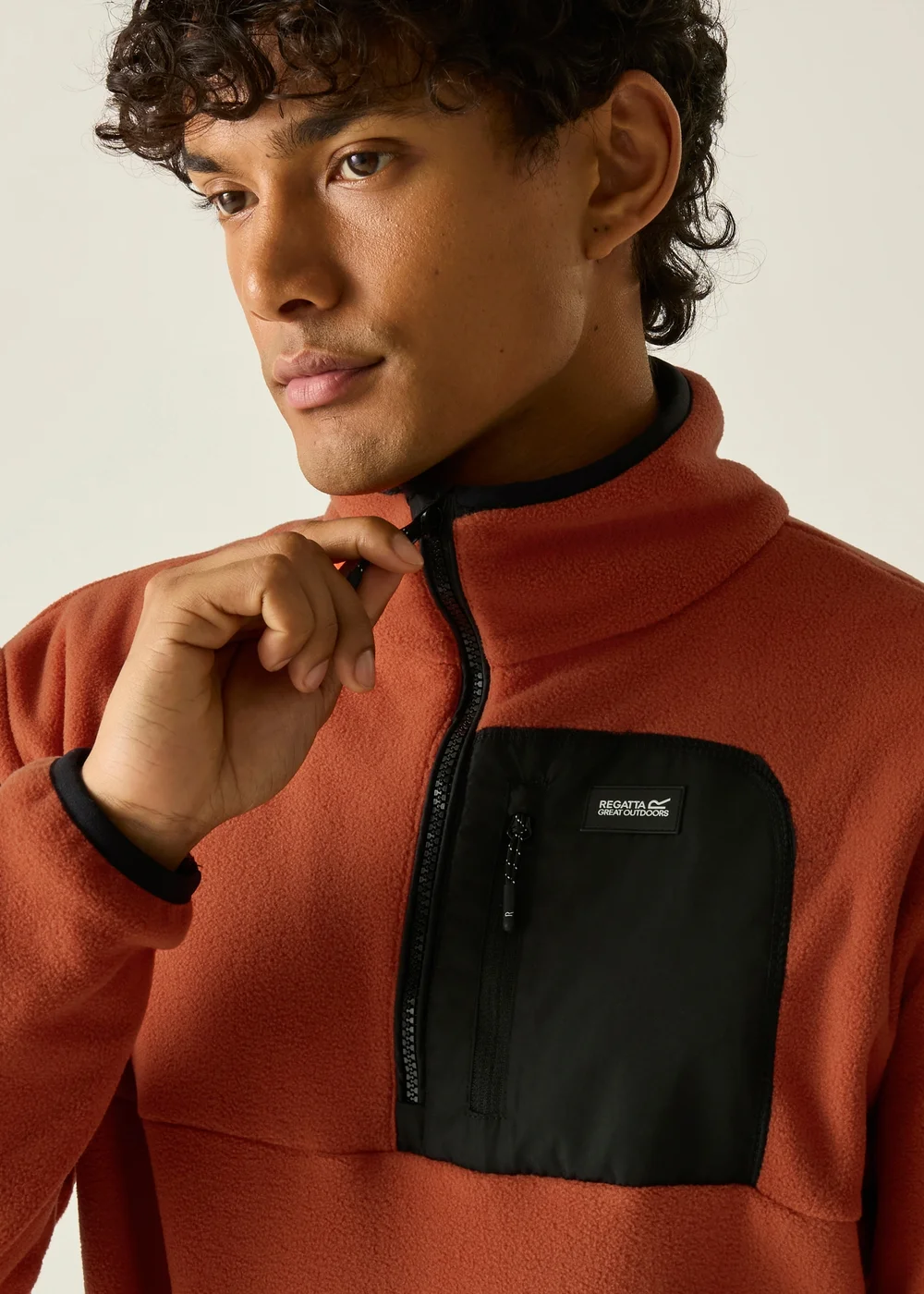 Regatta Black/Red Frankie Half Zip Soft Fleece - S Image 4