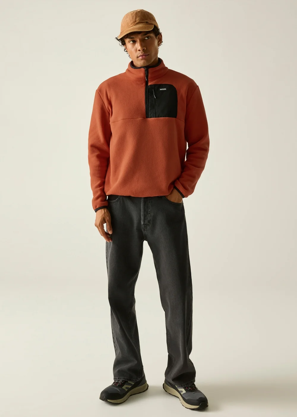 Regatta Black/Red Frankie Half Zip Soft Fleece - S Image 6