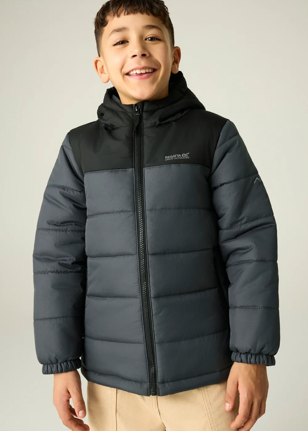 Regatta Black/Grey Lofthouse Insulated Jacket (3-13 years) - 7-8 Yrs Image 4
