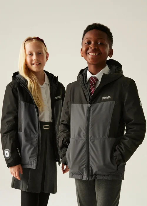 Regatta Black/Grey Beamz Isotex Waterproof Jacket (3-13 years) - 9-10 Yrs Image 1
